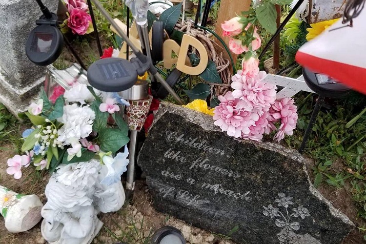 Val Gagné residents upset with grave tampering