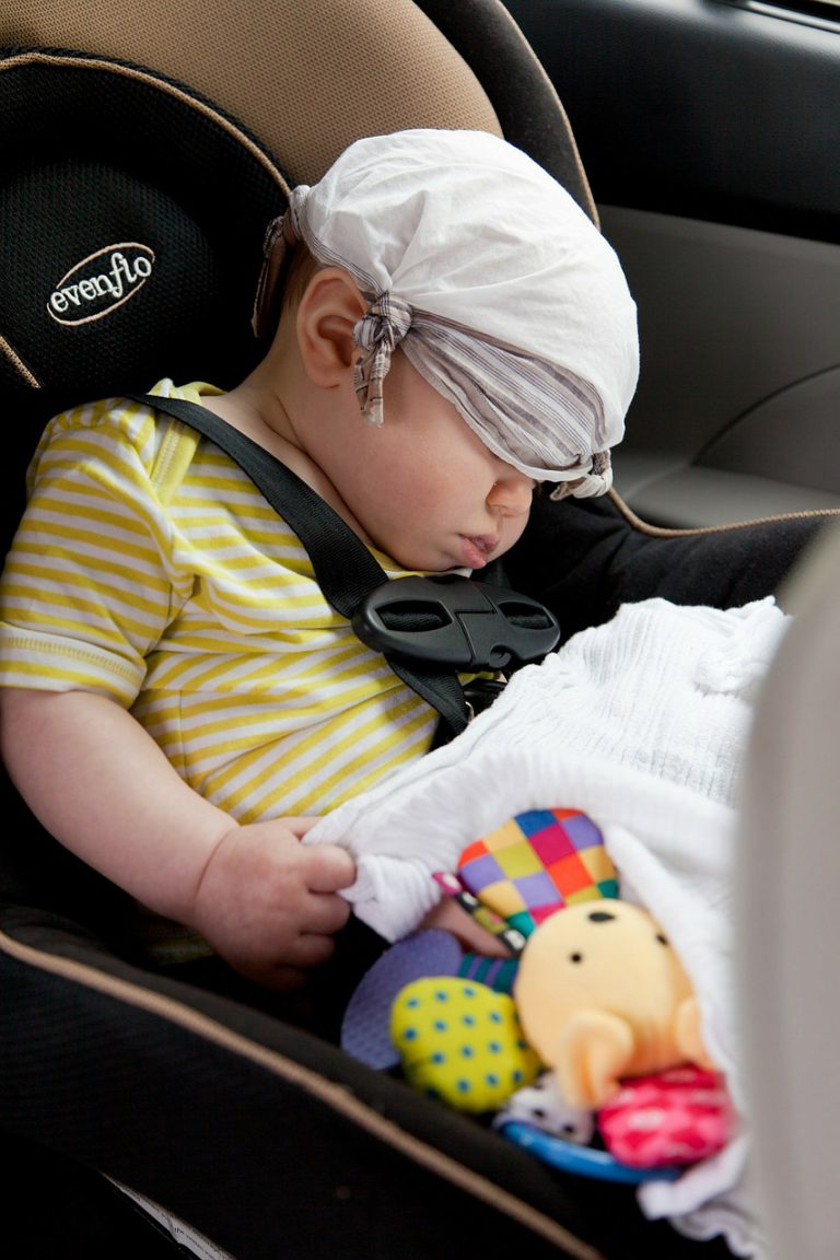 Health Unit holding free inspection of child car seats