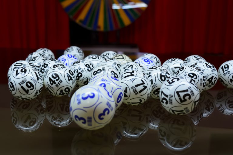 Town council looking at lottery incentive draw to increase vaccination rate in community