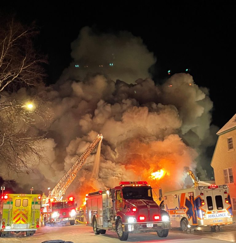 Fire destroys Le Kaprice Restaurant in Kapuskasing