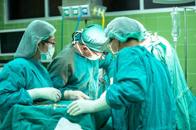 Two surgeries at the same time make history for Sensenbrenner Hospital