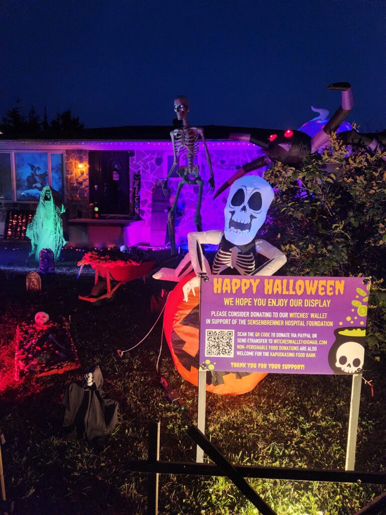 Kap resident raising money and food with Halloween decorations