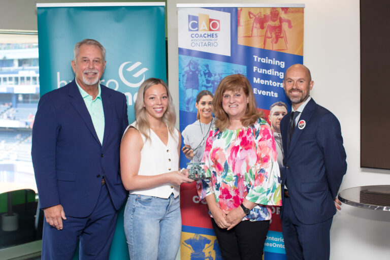 Kaylee Wedge wins Coaching Association of Ontario award